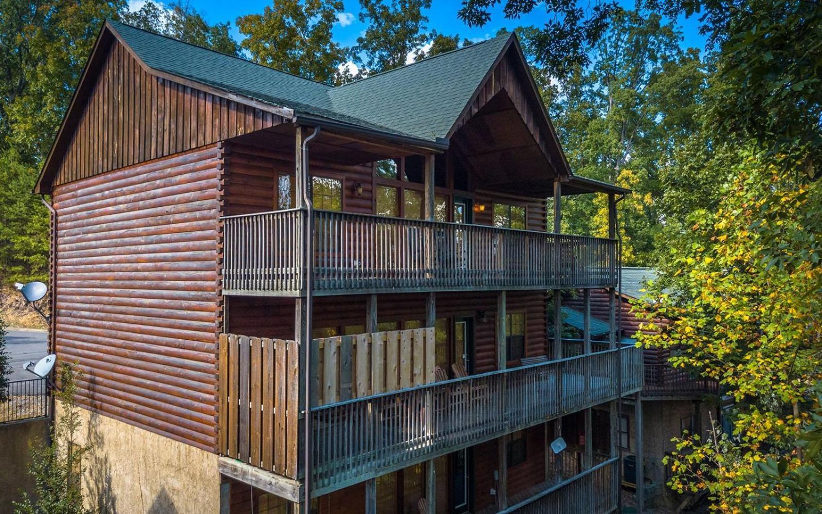 Wild Bear Lodge Sevierville Exterior photo